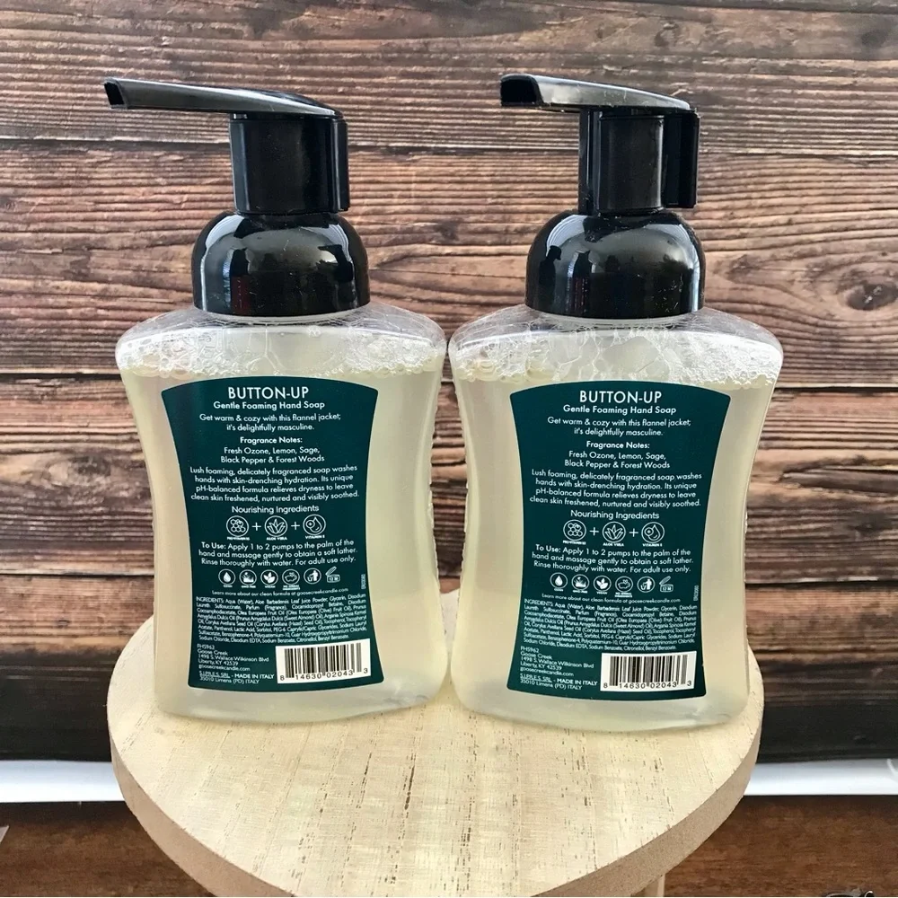 🆕(MENS) Button Up Foaming Hand Soap pH Balanced